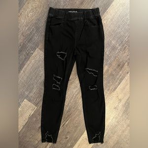 Maurice’s High Rise Distressed Pull on Jeggings Size Small Reg